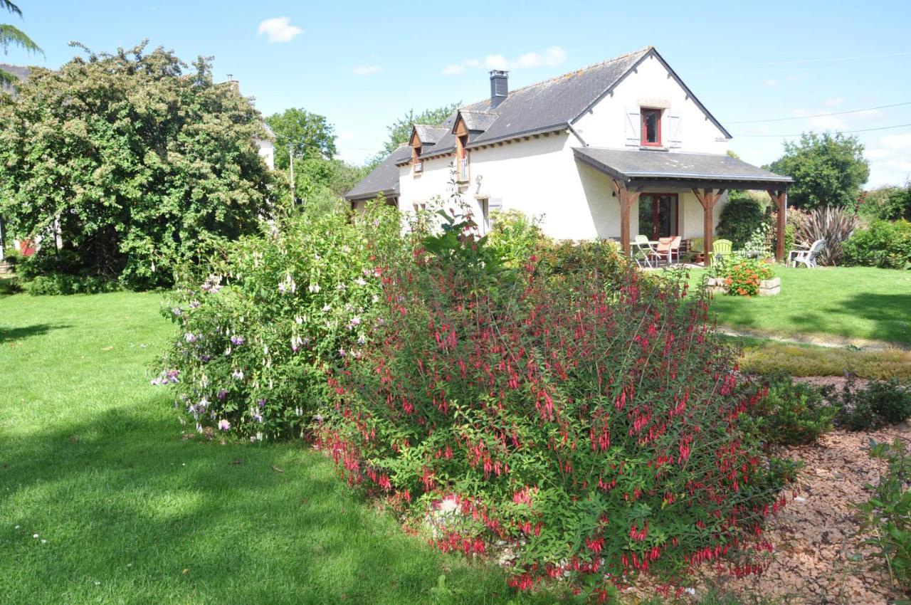 Perrault Gites Loscouet-sur-Meu Esterno foto