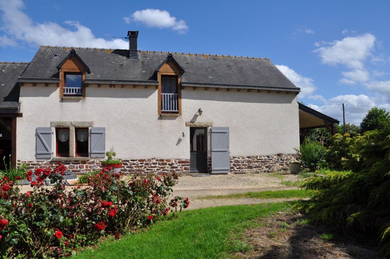Perrault Gites Loscouet-sur-Meu Esterno foto
